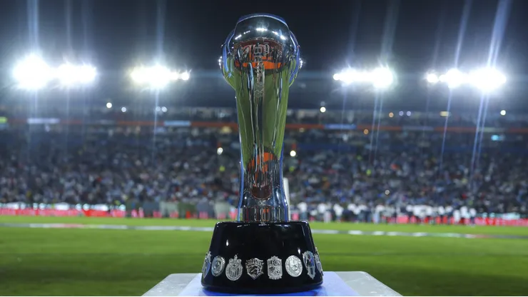 PACHUCA, MEXICO - OCTOBER 30: Detail of the champions trophy prior the final second leg match between Toluca and Pachuca as part of the Torneo Apertura 2022 Liga MX at Hidalgo Stadium on October 30, 2022 in Pachuca, Mexico. (Photo by Agustin Cuevas/Getty Images)