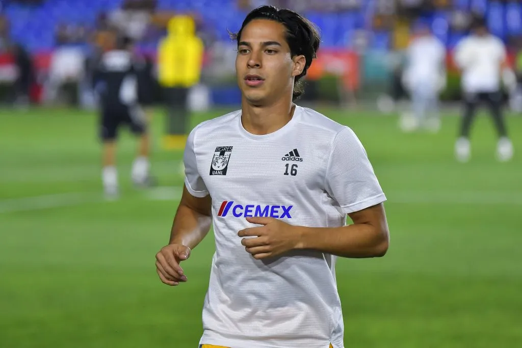Diego Lainez se quiere ganar a la afición de Tigres (Imago 7)