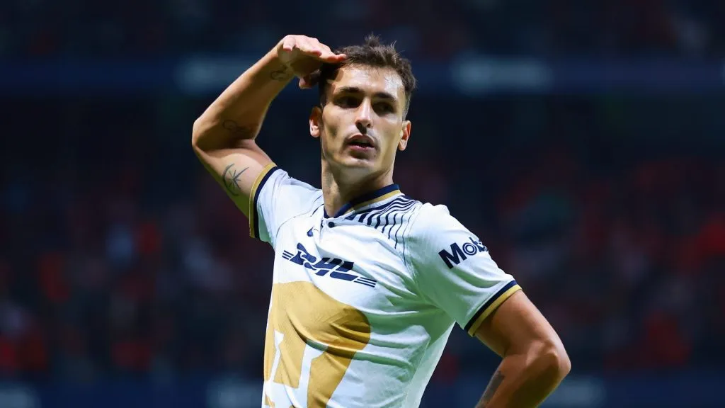 ¿Se va Juan Dinenno de los Pumas?