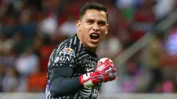 Luis Malagón calentó el Clásico Nacional