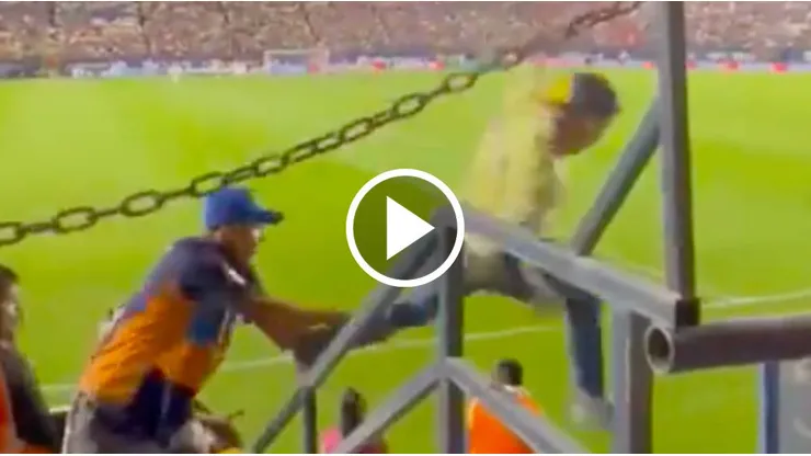 Aficionado del América cae a la fosa | Instagram