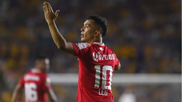 ¿Quién herederá la 10 de Leo Fernández? - Imago7