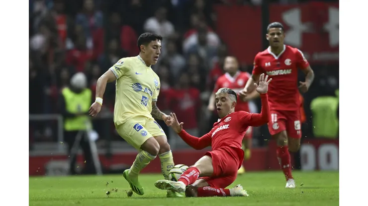 América y Toluca juegan por un amistoso.