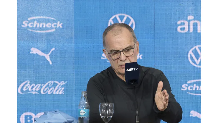 Marcelo Bielsa y una lista de convocados con novedades en la Selección Uruguay.