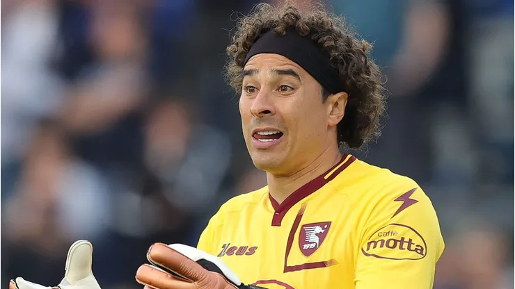 Guillermo Ochoa fue el portero titular del Salernitana la temporada pasada.