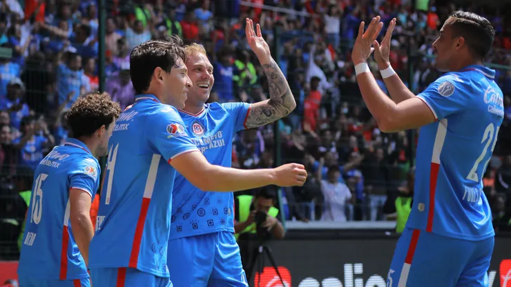 Cruz Azul aseguró la continuidad de Carlos Rotondi.
