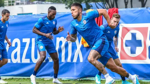 Se define el futuro de Salcedo (@CruzAzul).