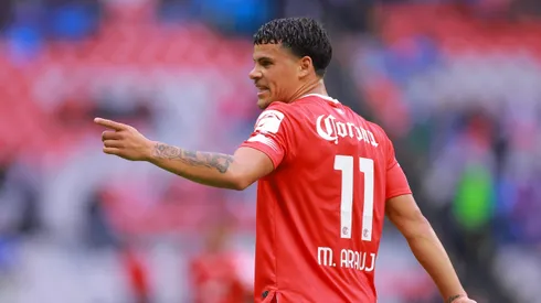 ¿Se queda en Toluca o emigra a Italia?