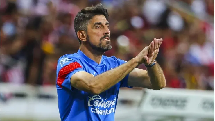 Veljko Paunovic planea cambios en el once titular de Chivas.