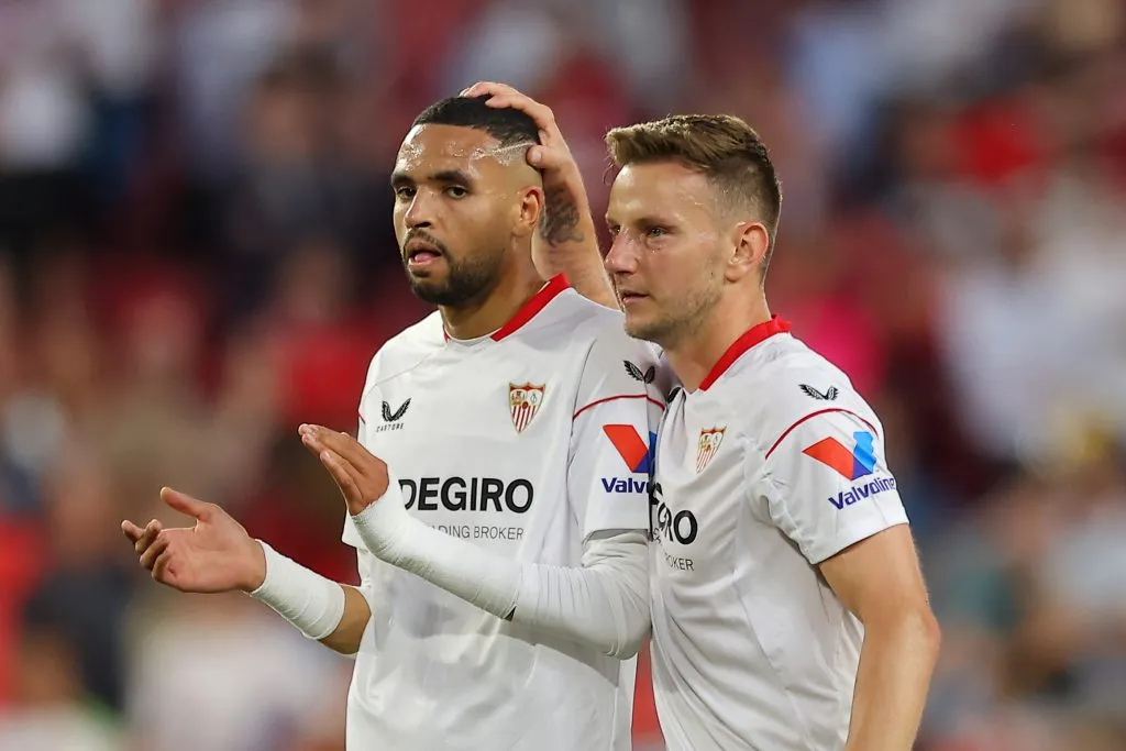 En-Nesyri y Rakitic, dos de las figuras de Sevilla. (Getty Images)