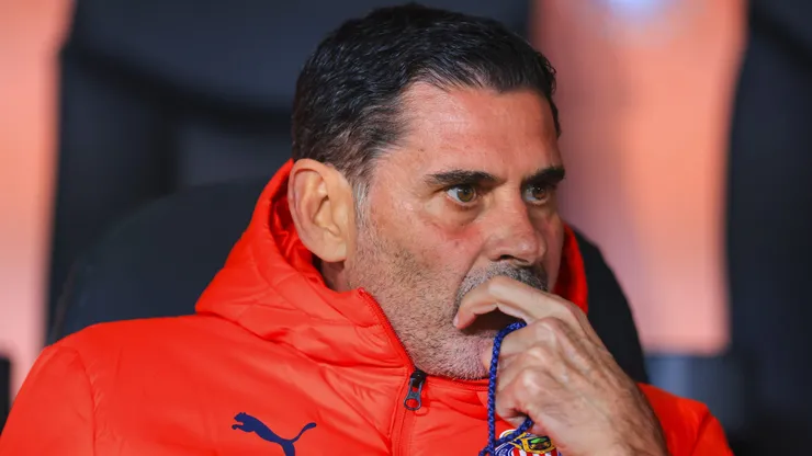 Hierro busca DT.