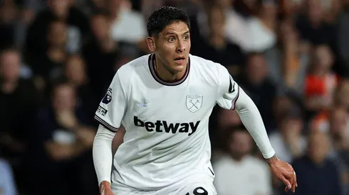 El mexicano brilla en la Premier League.