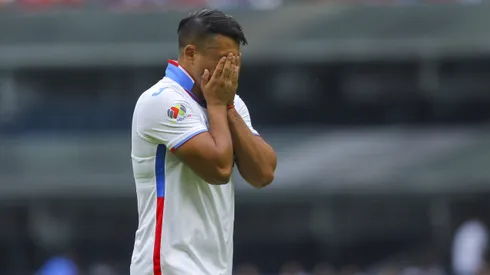 Iván Morales, afuera de la 'Máquina Cementera'.