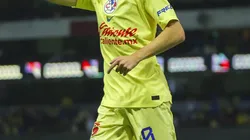 Desde España vienen por una figura del América.