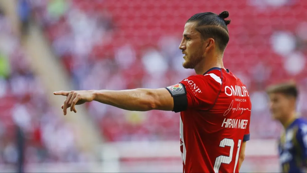 Hiram Mier, otra partida inminente de Chivas [Getty Images]