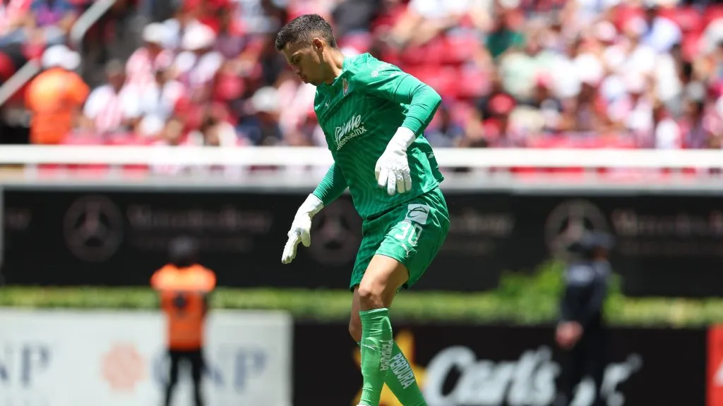 Oscar Whalley, afuera de Chivas para el 2024 [Getty Images]