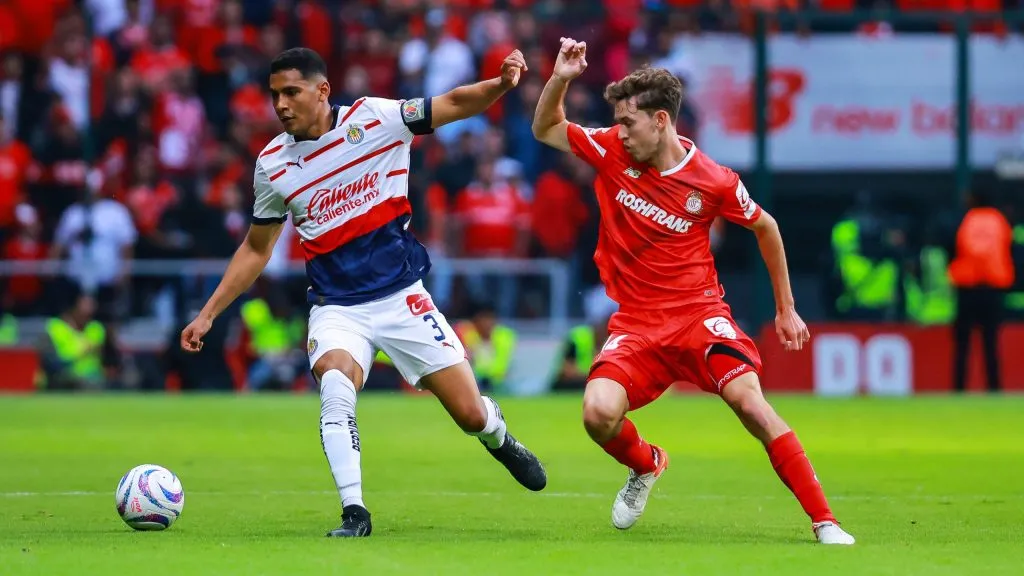 Marcel Ruiz, ¿en los planes de Chivas? Ya le tocó enfrentarlo… [Getty Images]