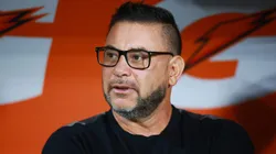 El entrenador argentino recibió varias sanciones en el Apertura 2023.