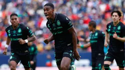 ¿Torres deja Santos?