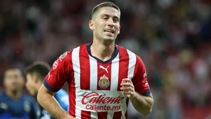 Santiago Ormeño podría regresar al futbol peruano.