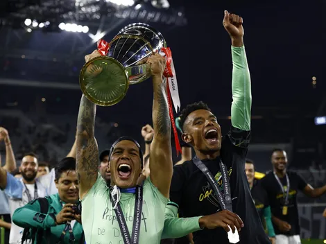 Vuelve a casa: Lucas Romero dejaría León para regresar a Brasil