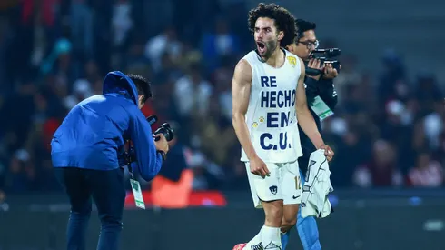 César Huerta y una celebración que se llevó los ojos de todos.