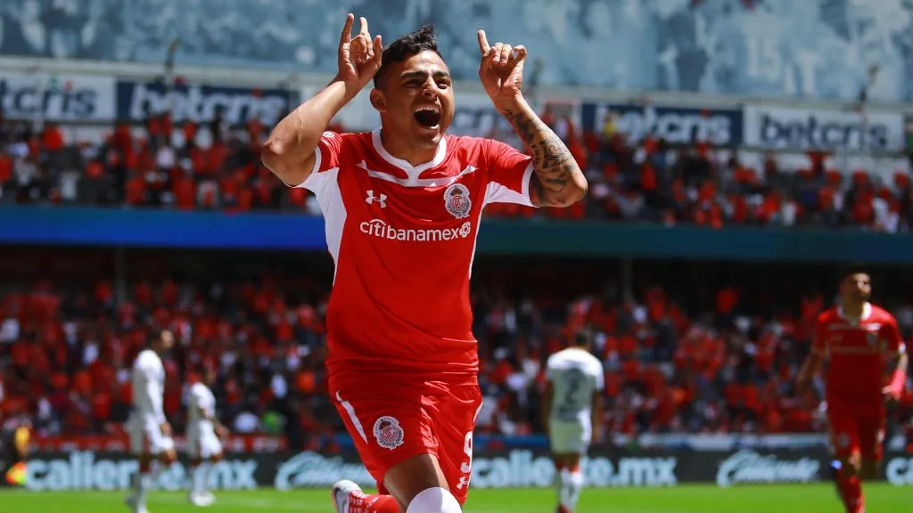 Alexis Vega acelera para debutar cuanto antes en su segundo ciclo en Toluca [Getty]