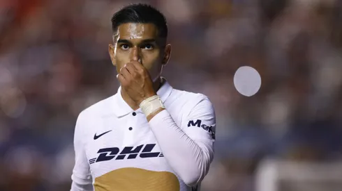 El argentino Favio Álvarez deja Pumas definitivamente.