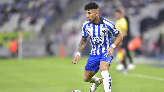 Joao Rojas, con un pie y medio afuera de Rayados [Getty]