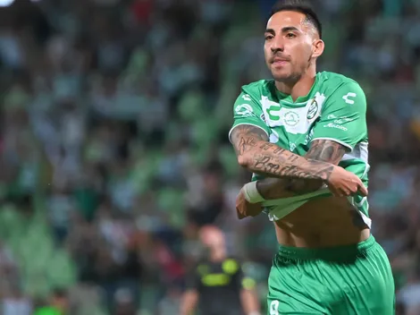 Javier Correa deja Santos Laguna para jugar la Copa Libertadores 2024