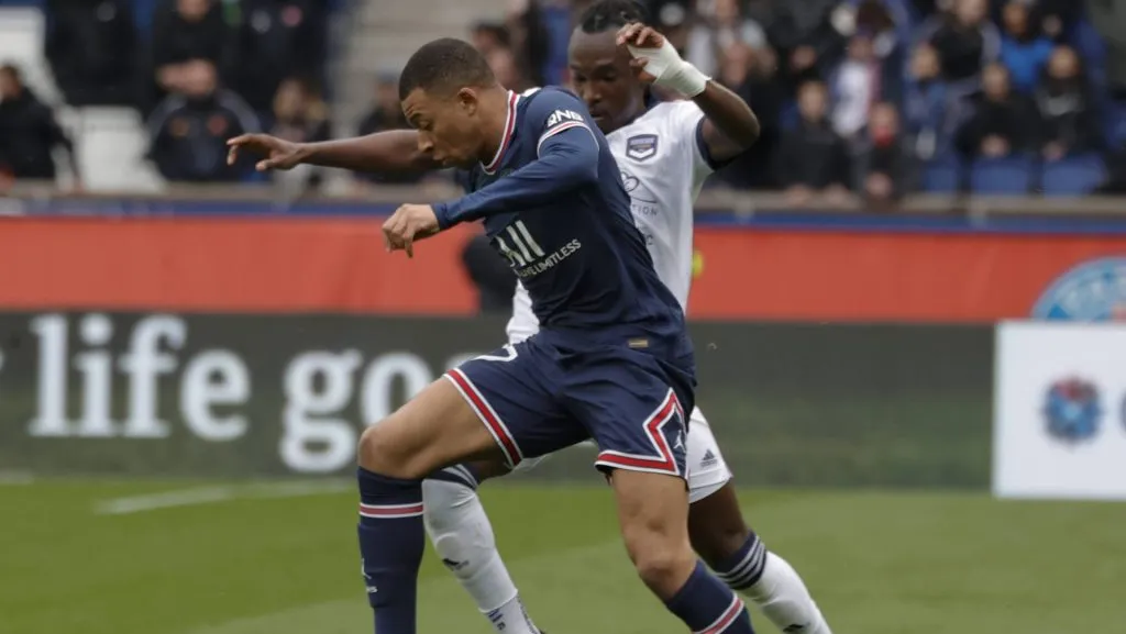 Kylian Mbappe le envía mensaje de apoyo a Alberth Elis