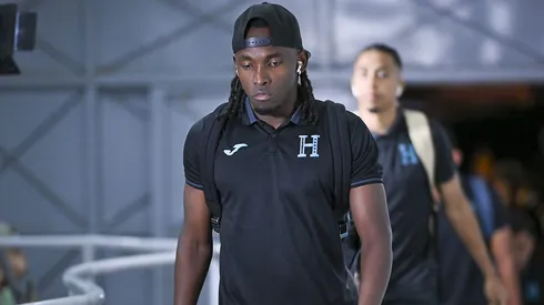 Alberth Elis sufrió un duro golpe en su cabeza