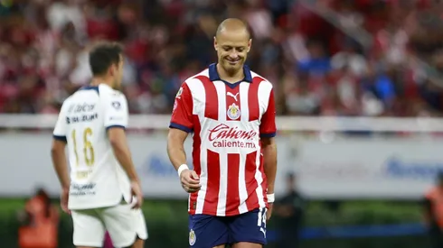 ¡Está de regreso! El estremecedor recibimiento de la afición de Chivas a Chicharito Hernández