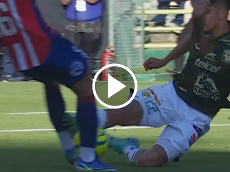 La brutal entrada en León vs. Atlético San Luis que omitió el VAR