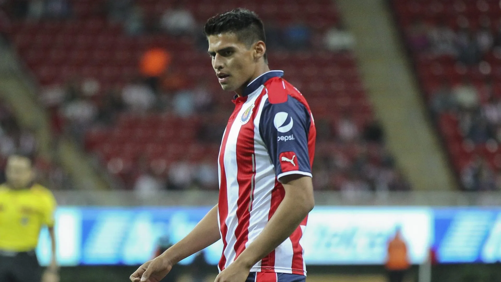 Memo Martínez tuvo paso por Chivas entre enero y julio de 2017 (Imago 7)