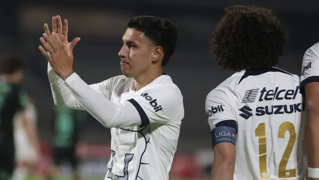 Leo Suárez selló la goleada de Pumas