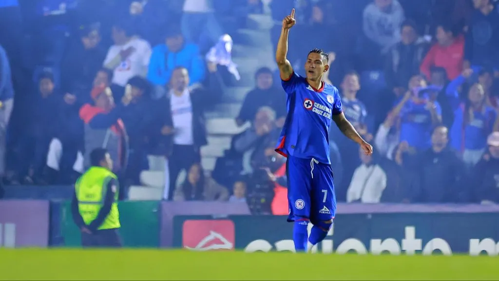 Cruz Azul celebró los tres puntos en casa ante Tigres [Getty Images]