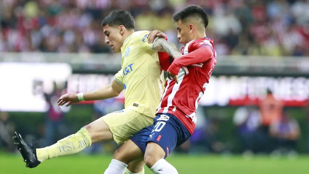 América domina los duelos internacionales ante Chivas