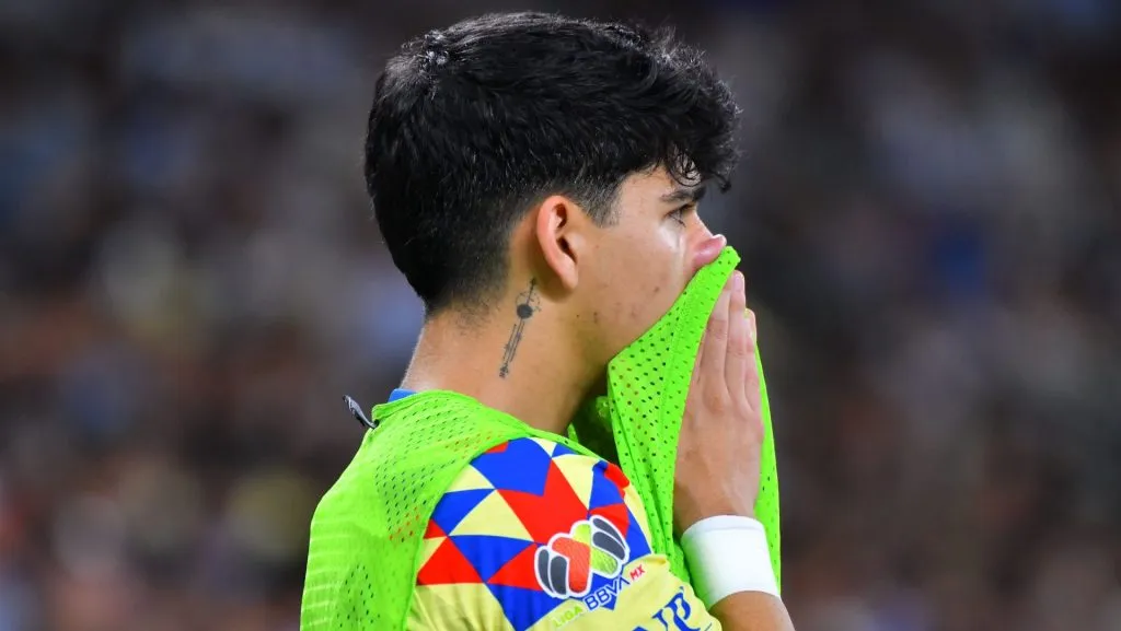 Kevin Álvarez confirmó que tiene pubalgia y se desconoce cuando volverá a jugar