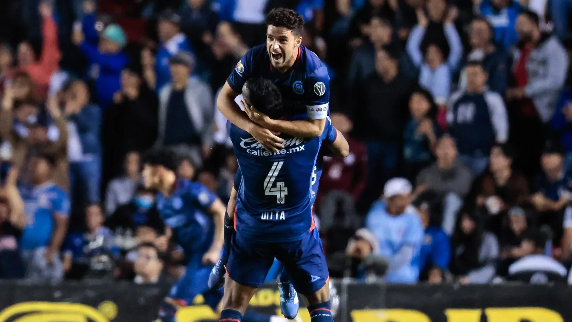 Cruz Azul venció 3 a 1 a Querétaro y metió tres triunfos en tres partidos