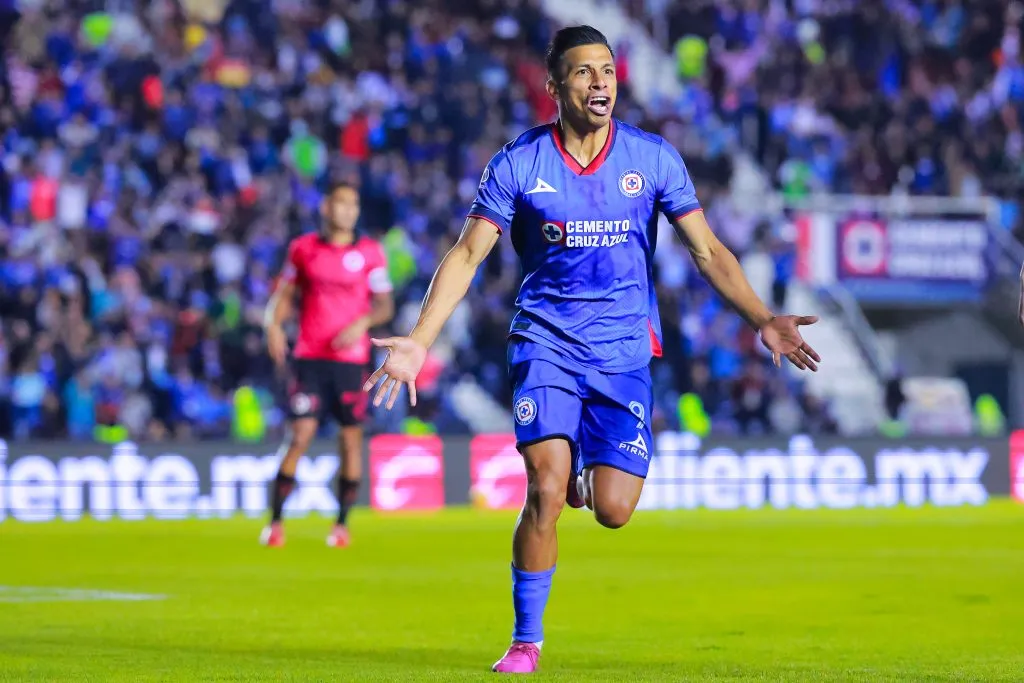 Ángel Sepúlveda quedaría relegado en Cruz Azul (Getty Images)