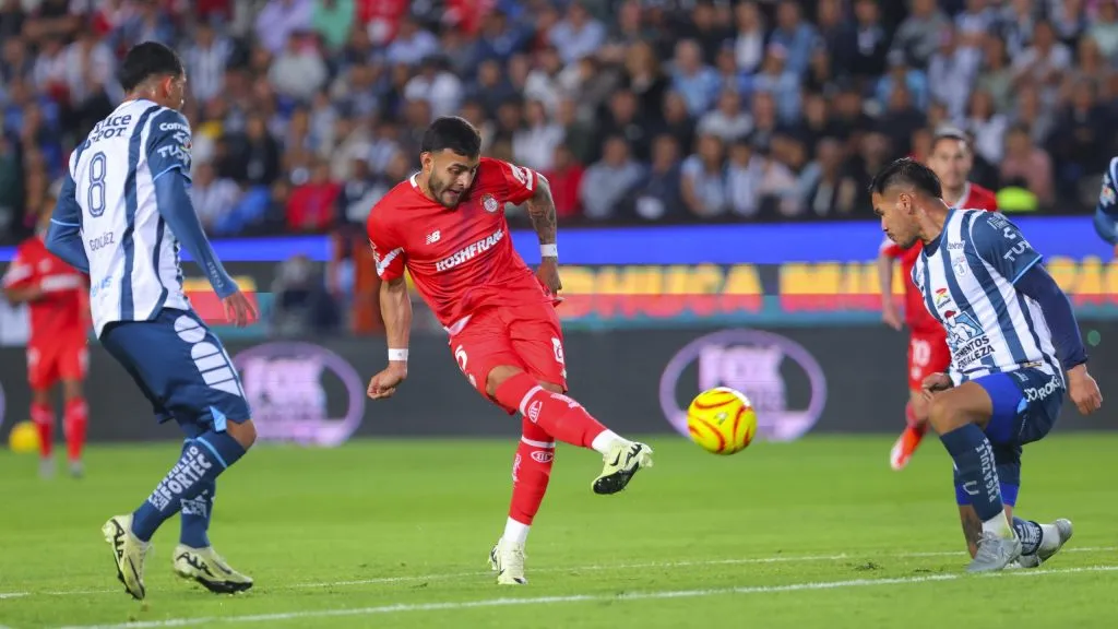 Alexis Vega sigue de racha y es de los puntos altos de la campaña escarlata [Foto: Getty]
