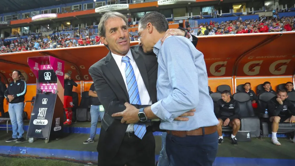 Renato Paiva le ganó el duelo táctico a Guillermo Almada en Toluca – Pachuca [Foto: Getty]