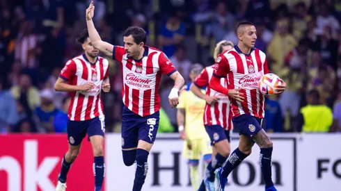 Chivas mantiene una racha positiva enfrentando a Rayados en el estadio BBVA