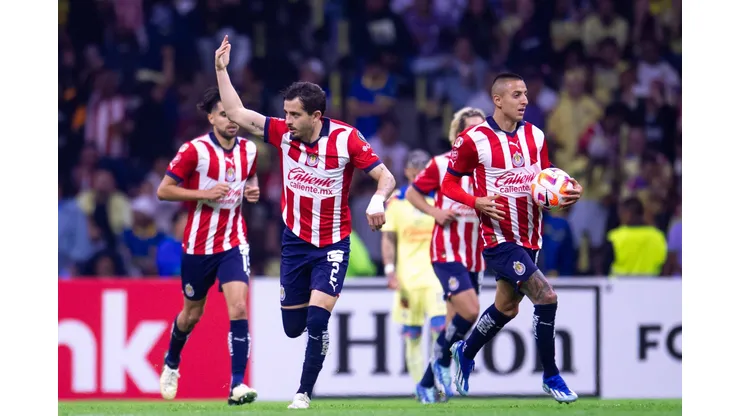 Chivas mantiene una racha positiva enfrentando a Rayados en el estadio BBVA