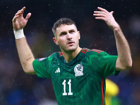 La afición explotó con Jaime Lozano por Santi Giménez