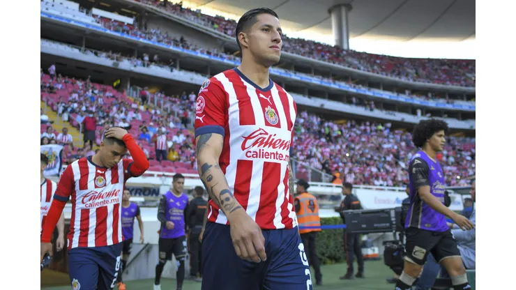 Carlos Cisneros volvió a tener acción con Chivas tras diez meses