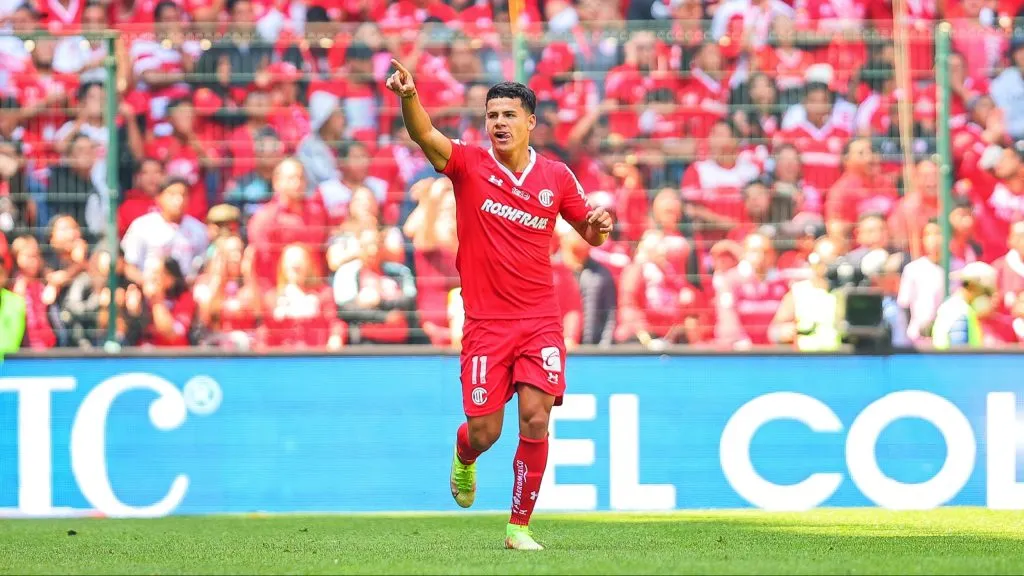 Toluca espera por la evolución de Maxi Araujo para volver a contar con él [Foto: Getty Images]