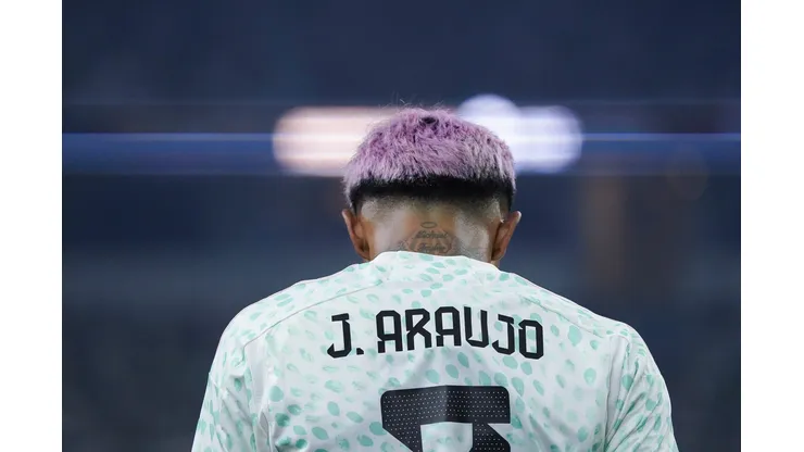 Julián Araujo se pierde la final de la Nations League 2024 por lesión