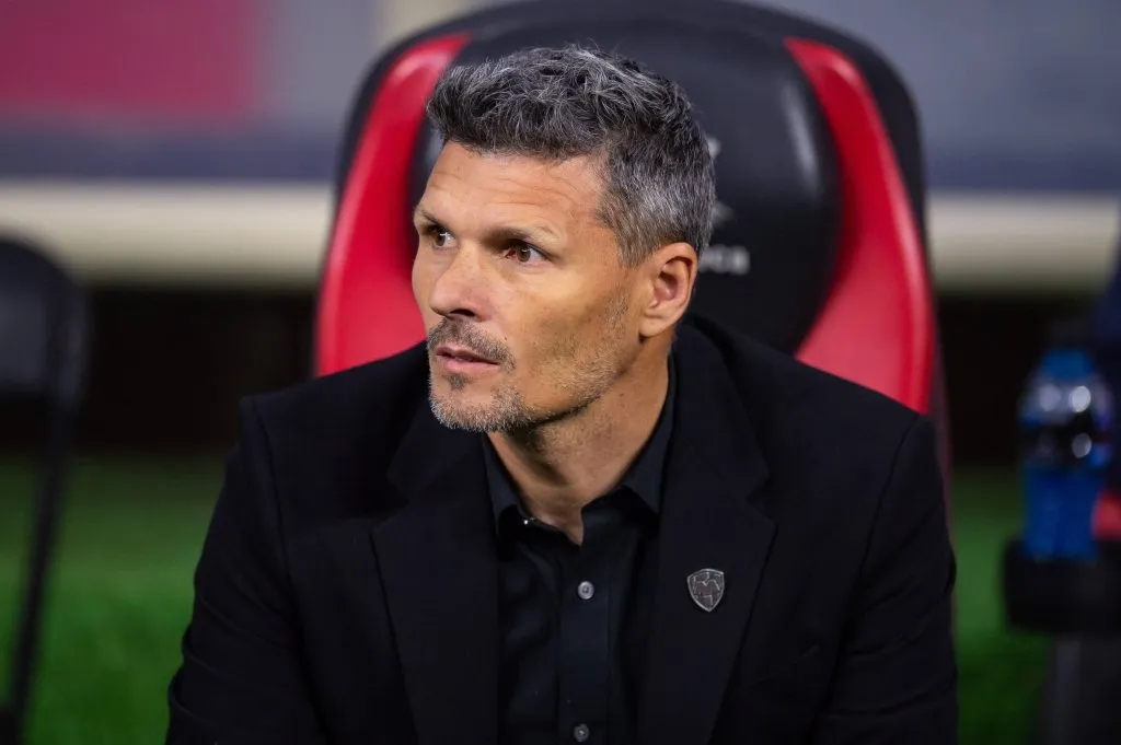 Rayados tiene muchas figuras y Fernando Ortiz no puede contar con todos (Imago)